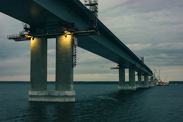 Structural monitoring installation using GNSS positioning